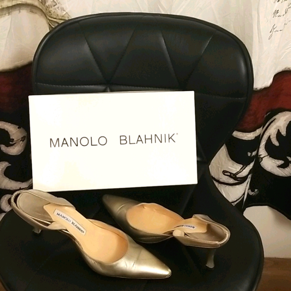 MANOLO BLAHNIK